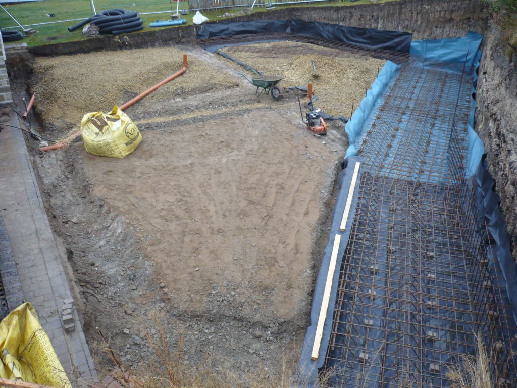 retaining wall base